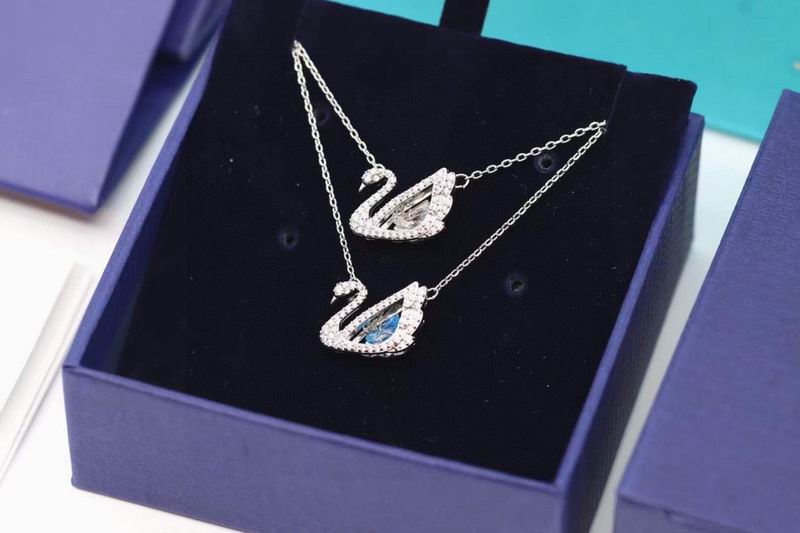 Swarovski Necklace 10yxs45