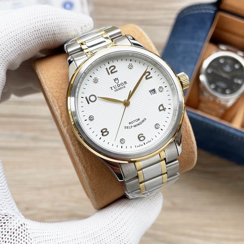 Tudor men watch M13
